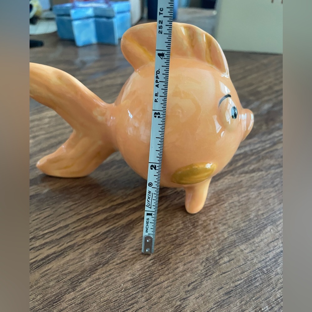 Hand Painted Ceramic Gold Fish Figurine- Pencil Holder - Picture 10 of 12
